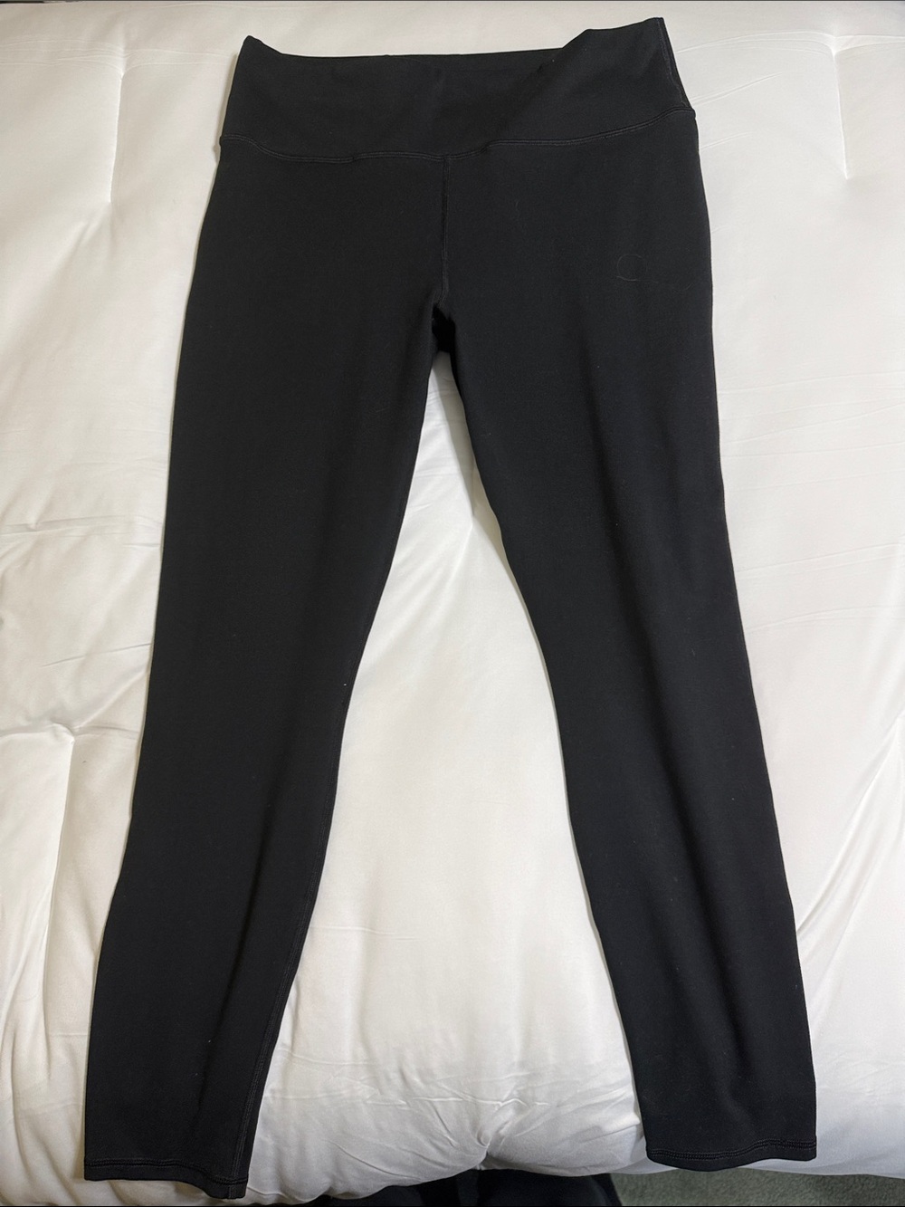 Fabletics Black High-Waisted Powerhold Leggings (size XL)